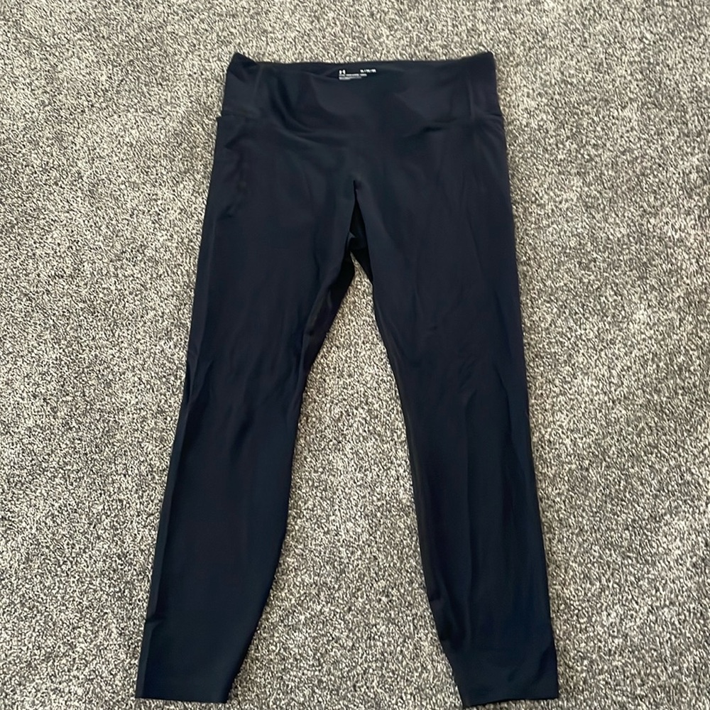 Black Under Armour leggings